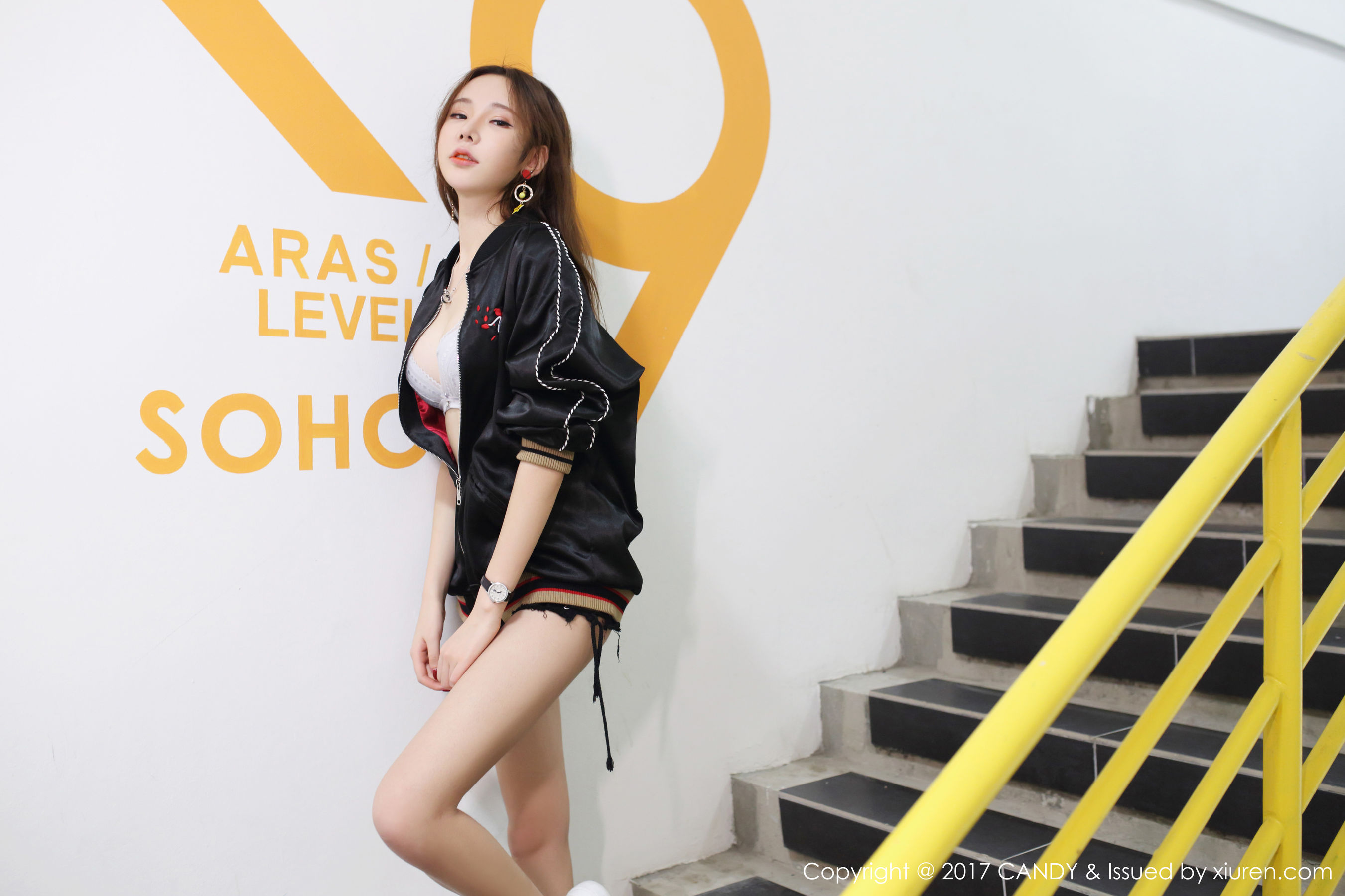 萌琪琪Irene《运动装+白色比基尼》 [网红馆CANDY] VOL.044 写真集(2)