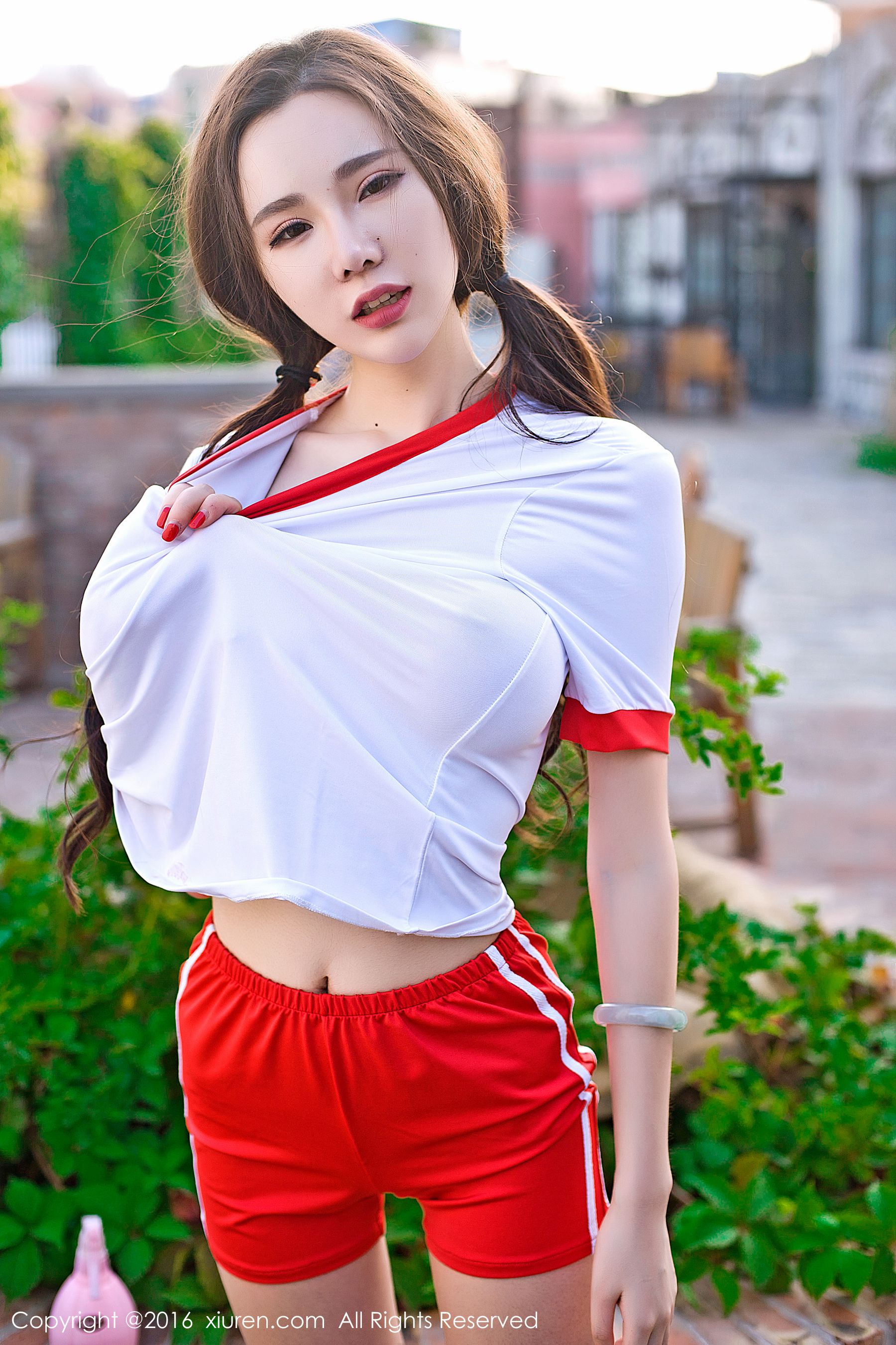 萌琪琪Irene《如同妖孽般的美女》 [秀人网XiuRen] No.669 写真集(61)