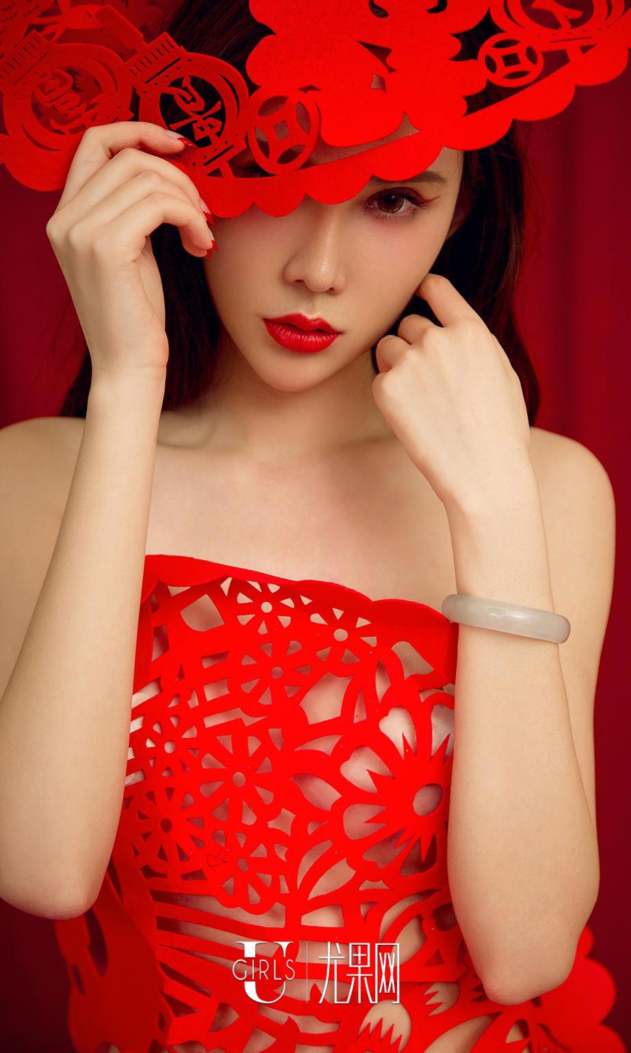 萌琪琪《窗花》 [尤果圈] No.619 写真集(8)